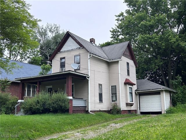 829 Yale Street, Akron, OH 44311