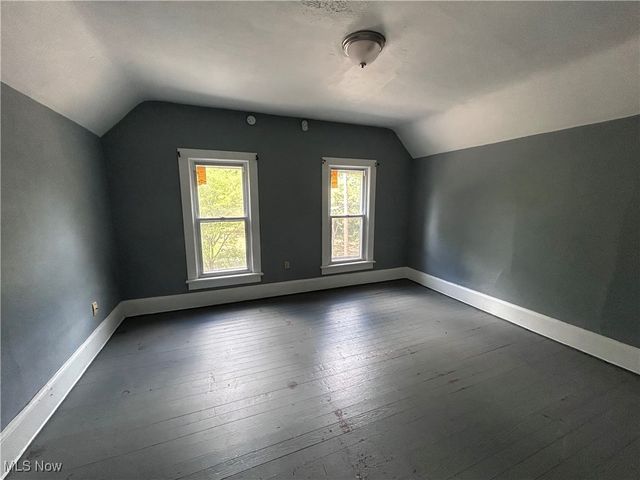 829 Yale Street, Akron, OH 44311