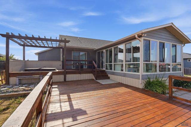 22965 MORNINGLIGHT DR, Rapid City, SD 57703