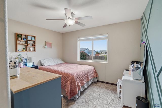 22965 MORNINGLIGHT DR, Rapid City, SD 57703