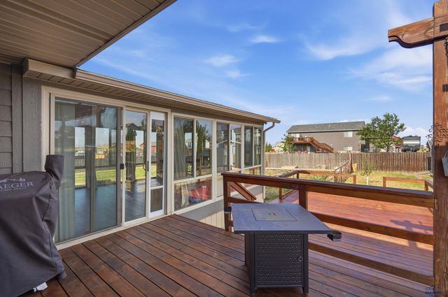 22965 MORNINGLIGHT DR, Rapid City, SD 57703