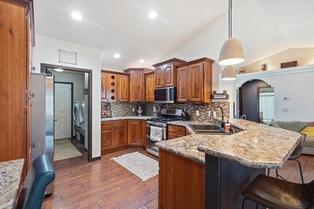 22965 MORNINGLIGHT DR, Rapid City, SD 57703