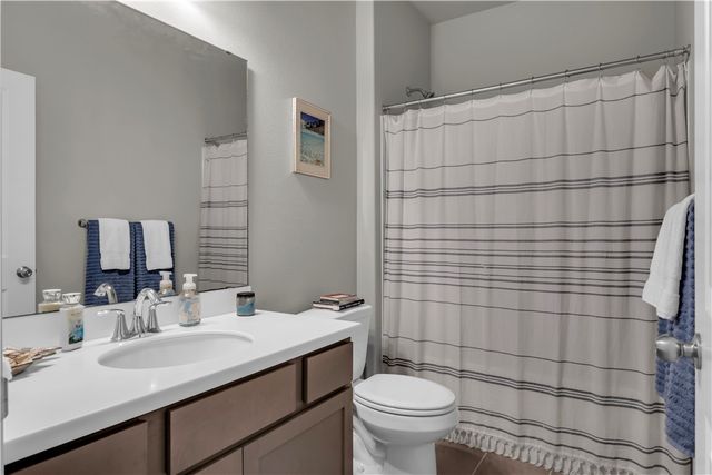 1033 Ocean Breeze, Portland, TX 78374