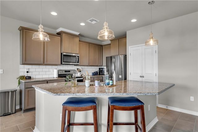 1033 Ocean Breeze, Portland, TX 78374