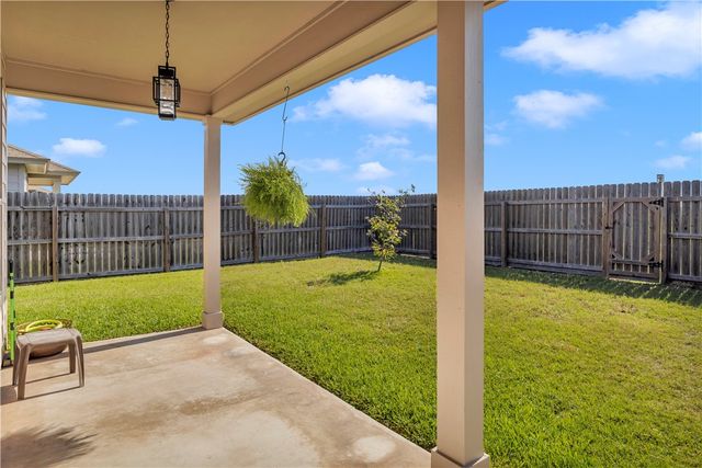1033 Ocean Breeze, Portland, TX 78374