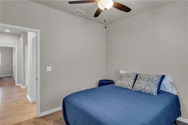 1033 Ocean Breeze, Portland, TX 78374