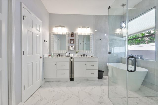 9062 PINEBREEZE DRIVE, Riverview, FL 33578