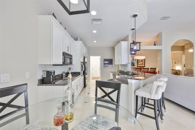 9062 PINEBREEZE DRIVE, Riverview, FL 33578