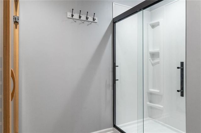 3102 Katy Trail Drive, Harrisonville, MO 64701