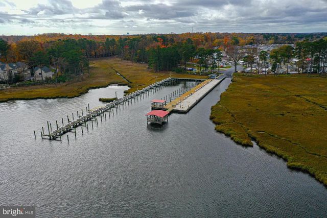 14 DEEP SEA, Berlin, MD 21811