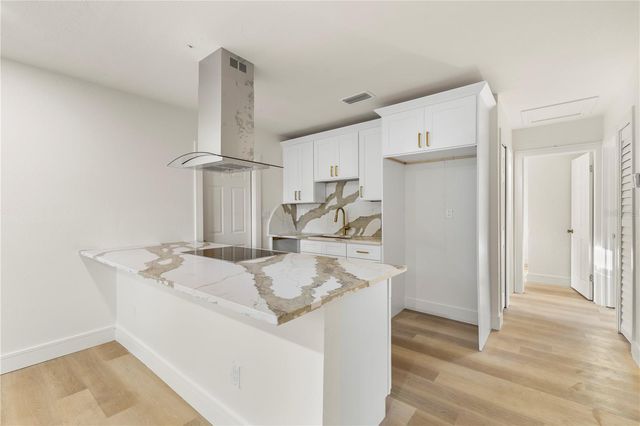 5532 6TH AVENUE N, St Petersburg, FL 33710