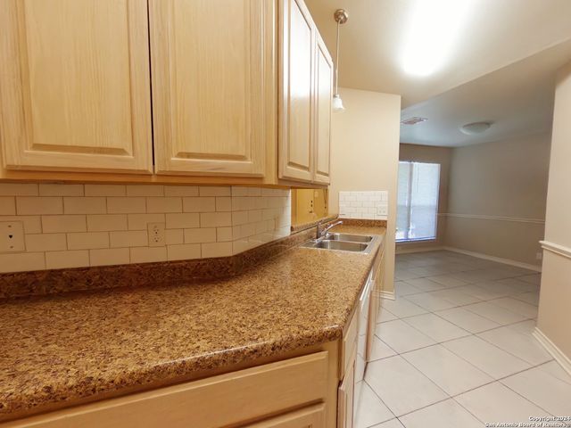 6219 Crab Orchard, San Antonio, TX 78240