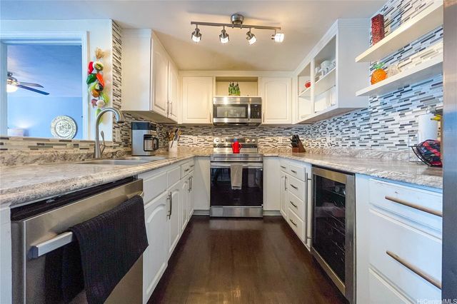 95-270 Waikalani Drive C304, Mililani, HI 96789