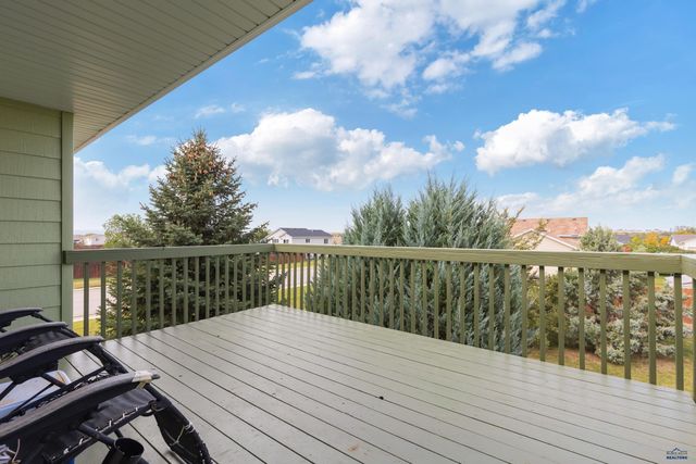 304 FREUDE LANE, Box Elder, SD 57719