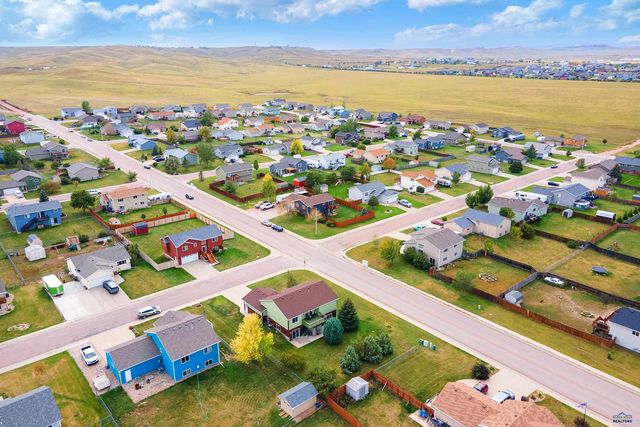 304 FREUDE LANE, Box Elder, SD 57719