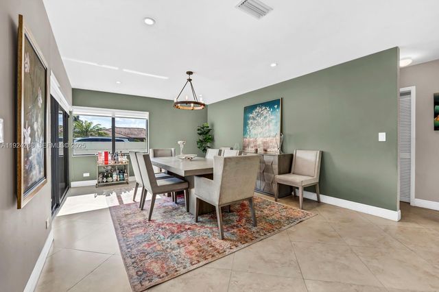 5800 SW 73rd Ave, Miami, FL 33143