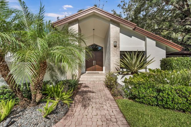 5800 SW 73rd Ave, Miami, FL 33143