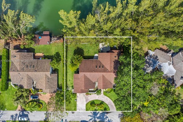 5800 SW 73rd Ave, Miami, FL 33143