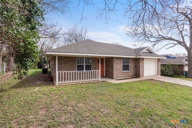 1020 N Beal Street, Belton, TX 76513