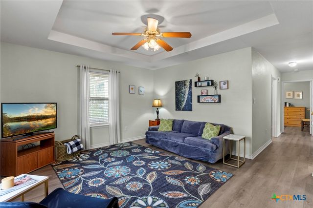 1020 N Beal Street, Belton, TX 76513