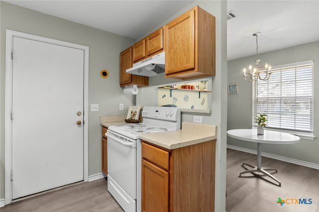 1020 N Beal Street, Belton, TX 76513