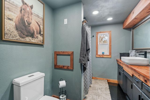 345 Capitol View Avenue, Roseville, MN 55113