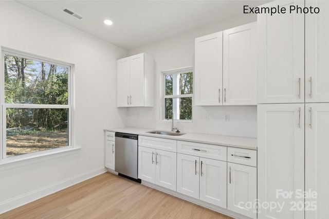 5395 Toano Road, Charlotte, NC 28215