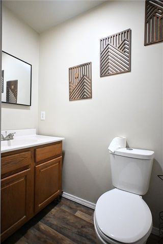 211 Fallowfield Ave, Charleroi Boro, PA 15022