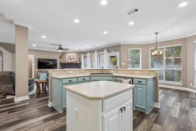 3409 Wimbledon Drive, Highland Village, TX 75077