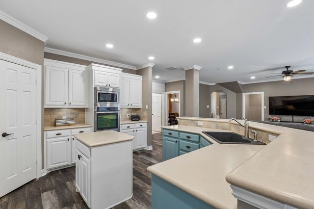 3409 Wimbledon Drive, Highland Village, TX 75077