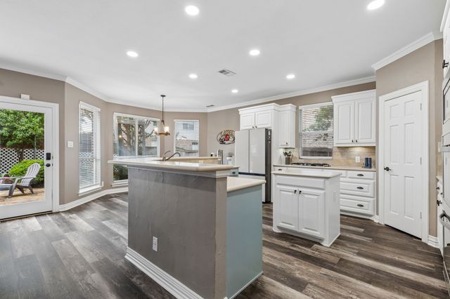 3409 Wimbledon Drive, Highland Village, TX 75077