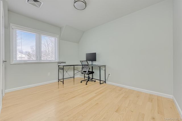 25 Coe Farm Road, Suffern, NY 10901