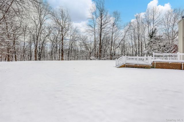 25 Coe Farm Road, Suffern, NY 10901