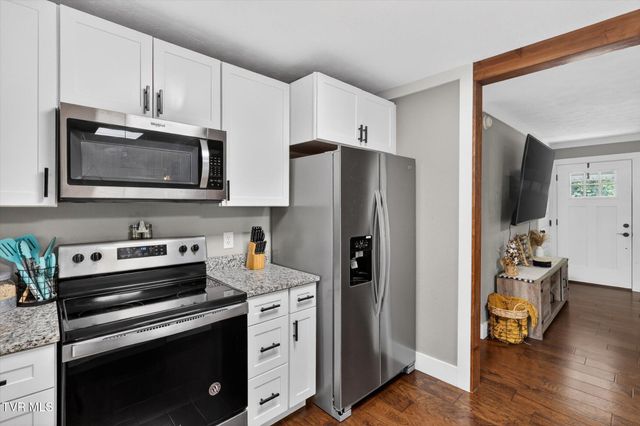 1213 East Church Street, Greeneville, TN 37745