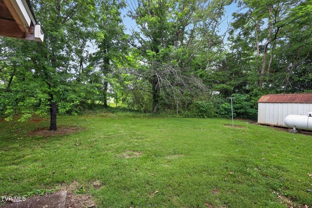 1213 East Church Street, Greeneville, TN 37745