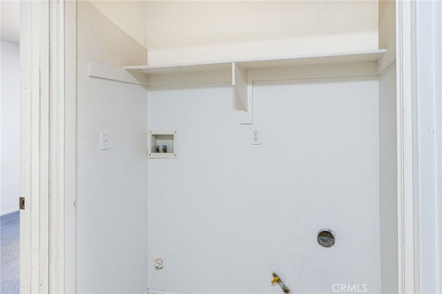 10611 Plainfield, Adelanto, CA 92301
