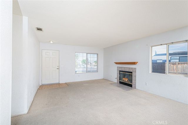 10611 Plainfield, Adelanto, CA 92301