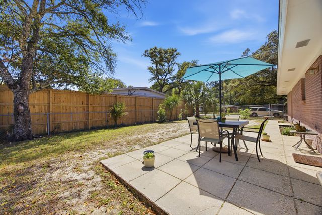 119 Jamestown Avenue, Fort Walton Beach, FL 32547