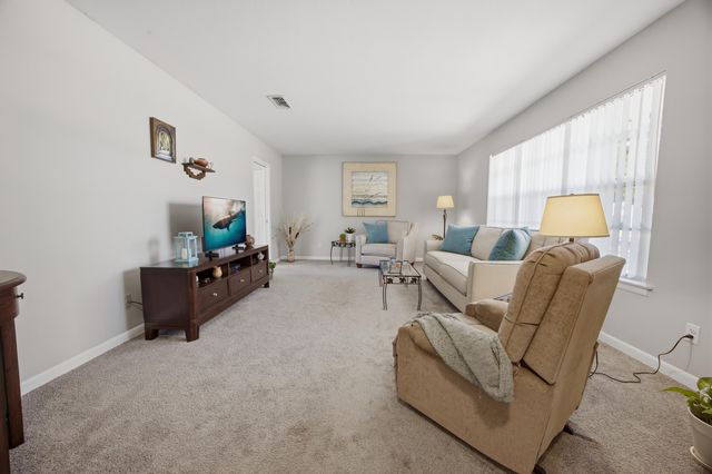 119 Jamestown Avenue, Fort Walton Beach, FL 32547