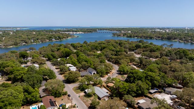 119 Jamestown Avenue, Fort Walton Beach, FL 32547
