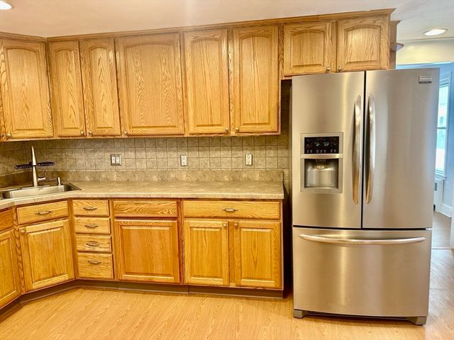 187 White St 1, Lowell, MA 01854