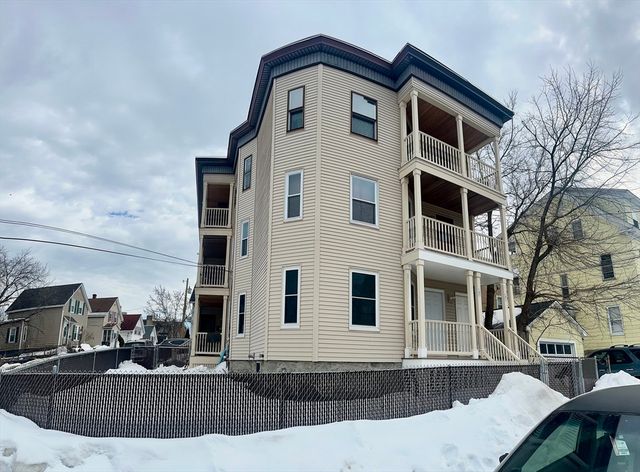 187 White St 1, Lowell, MA 01854