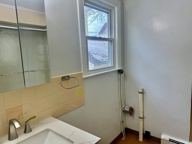 187 White St 1, Lowell, MA 01854