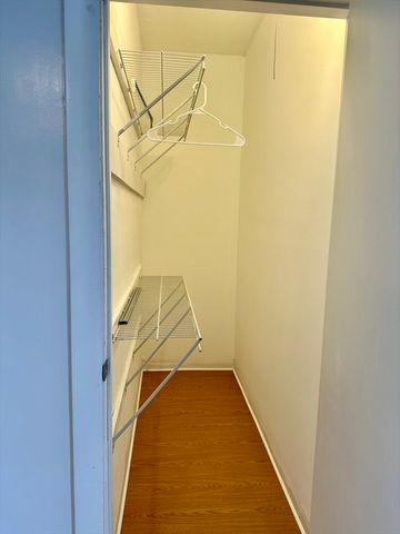 187 White St 1, Lowell, MA 01854