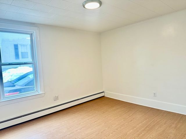 187 White St 1, Lowell, MA 01854