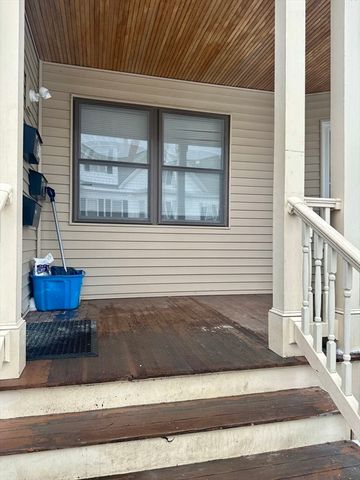 187 White St 1, Lowell, MA 01854