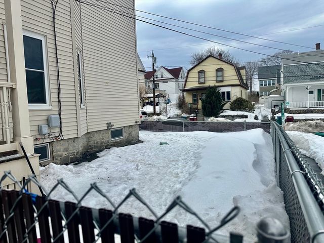 187 White St 1, Lowell, MA 01854