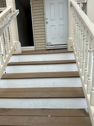 187 White St 1, Lowell, MA 01854