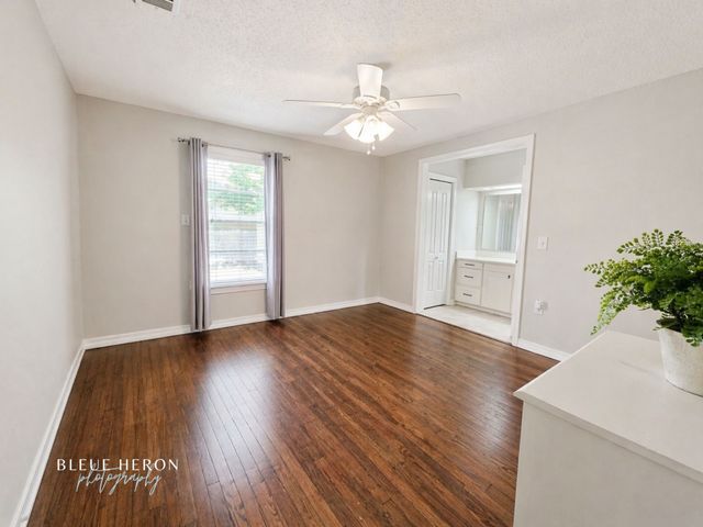 1865 Live Oak Drive, Shreveport, LA 71118
