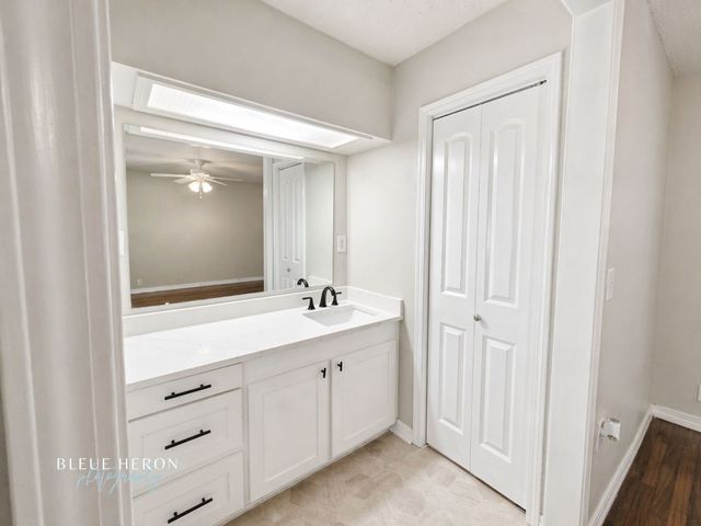 1865 Live Oak Drive, Shreveport, LA 71118